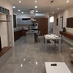 Ocean Blue Apt4 Luxurious, Modern At Zonqor Pt Διαμέρισμα Marsaskala