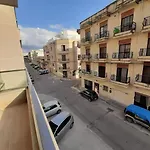 Ocean Blue Apt4 Luxurious, Modern At Zonqor Pt Διαμέρισμα Marsaskala