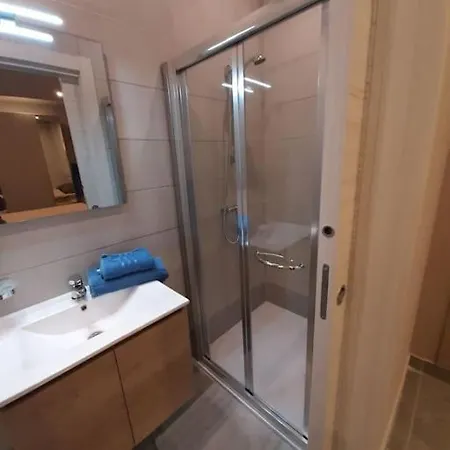 Ocean Blue Apt4 Luxurious, Modern At Zonqor Pt *