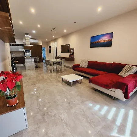 Ocean Blue Apt4 Luxurious, Modern At Zonqor Pt 公寓 马尔萨斯卡拉