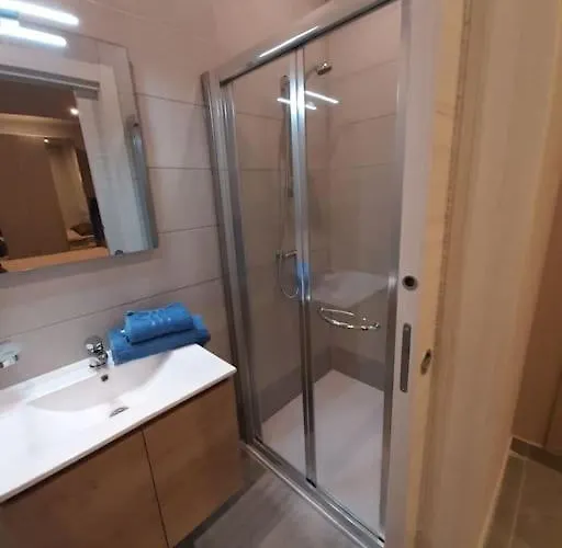 Ocean Blue Apt4 Luxurious, Modern At Zonqor Pt *